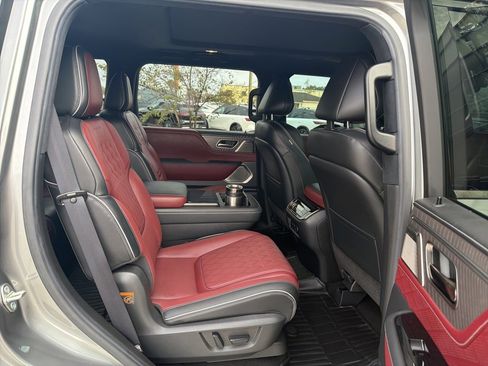 Certified 2025 INFINITI QX80 Autograph w/ Autograph Exterior Package image 13