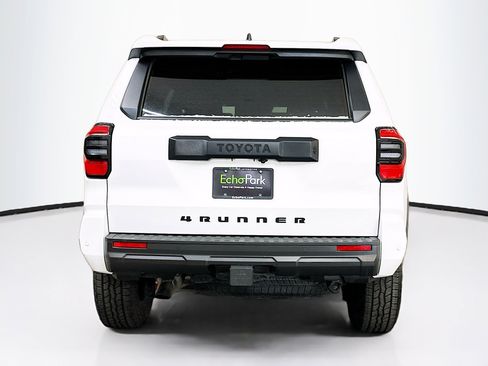 Used 2025 Toyota 4Runner TRD Off-Road image 7