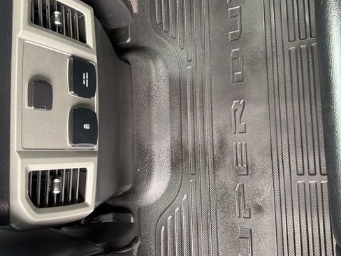 Used 2019 Ford F350 Lariat w/ Lariat Value Package AWD/4WD image 13