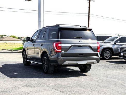 Used 2021 Ford Expedition XLT RWD image 12