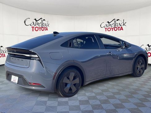 New 2026 Toyota Prius Plug-In Hybrid image 8