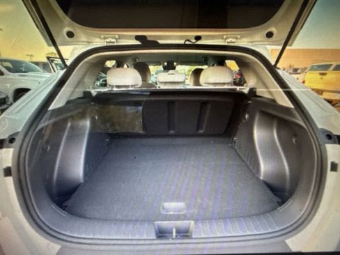 Used 2025 Hyundai Kona SEL FWD image 14
