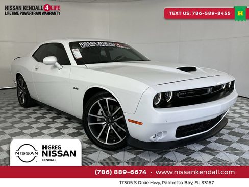 Used 2023 Dodge Challenger R/T w/ Plus Package RWD image 1