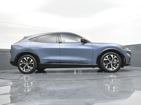 Used 2023 Ford Mustang Mach-E Premium image 29