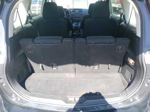 Used 2012 MAZDA MAZDA5 Sport image 22