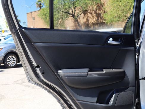 Used 2020 Kia Sportage S FWD image 29