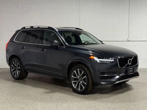 Used 2017 Volvo XC90 T6 Momentum w/ Vision Package AWD/4WD image 4