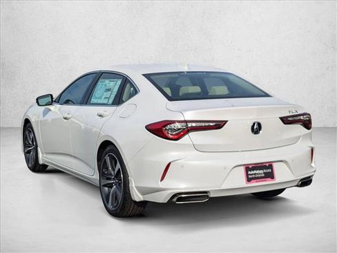 Certified 2025 Acura TLX w/ Technology Package image 7