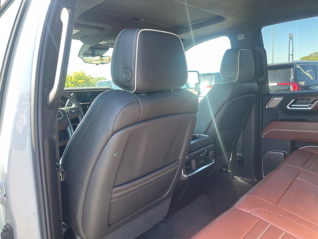 Used 2025 GMC Sierra 2500 Denali Ultimate AWD/4WD image 24