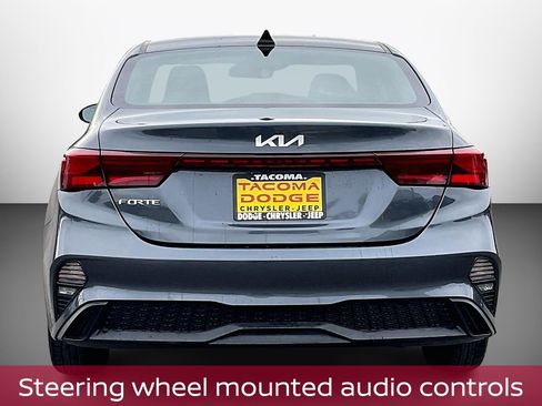 Used 2023 Kia Forte LXS image 4