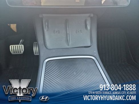 Used 2023 Tesla Model Y Performance AWD/4WD image 18