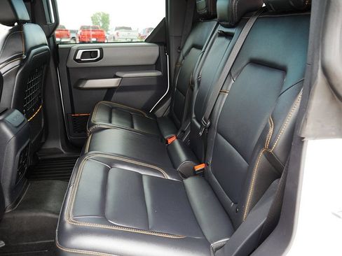 Used 2023 Ford Bronco Badlands AWD/4WD image 16