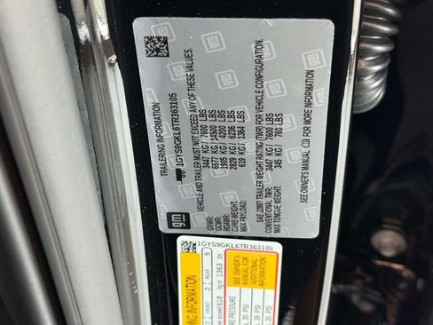 Used 2026 Cadillac Escalade Platinum Sport w/ LPO, ONYX Package AWD/4WD image 31