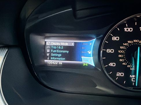 Used 2013 Ford Edge SEL image 13