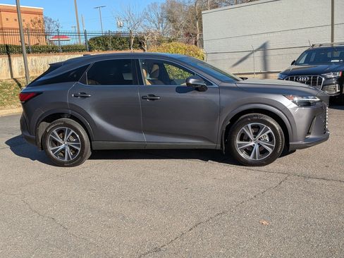 Used 2025 Lexus RX 350 Premium image 2