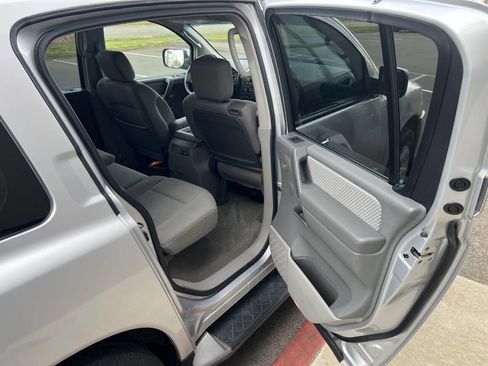 Used 2004 Nissan Armada SE w/ (Tow) Tow Pkg image 10