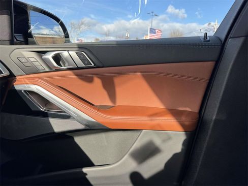 Used 2025 BMW X6 M60i image 35