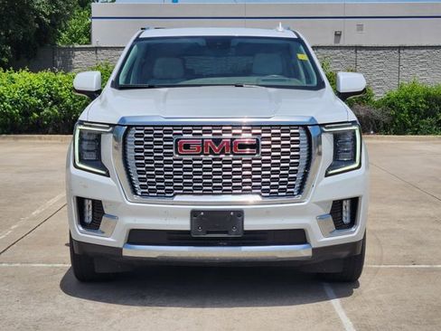 Used 2023 GMC Yukon Denali w/ LPO, Floor Liner Package AWD/4WD image 2