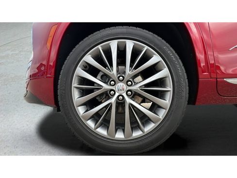 Used 2025 Buick Enclave Avenir w/ Super Cruise Package AWD/4WD image 34