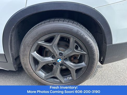 Used 2018 BMW X1 xDrive28i AWD/4WD image 10