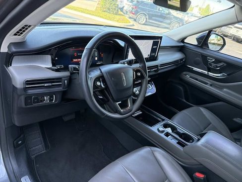 Certified 2023 Lincoln Corsair FWD w/ Equipment Group 101A image 16