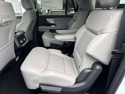 New 2026 Ford Expedition Max Active image 19