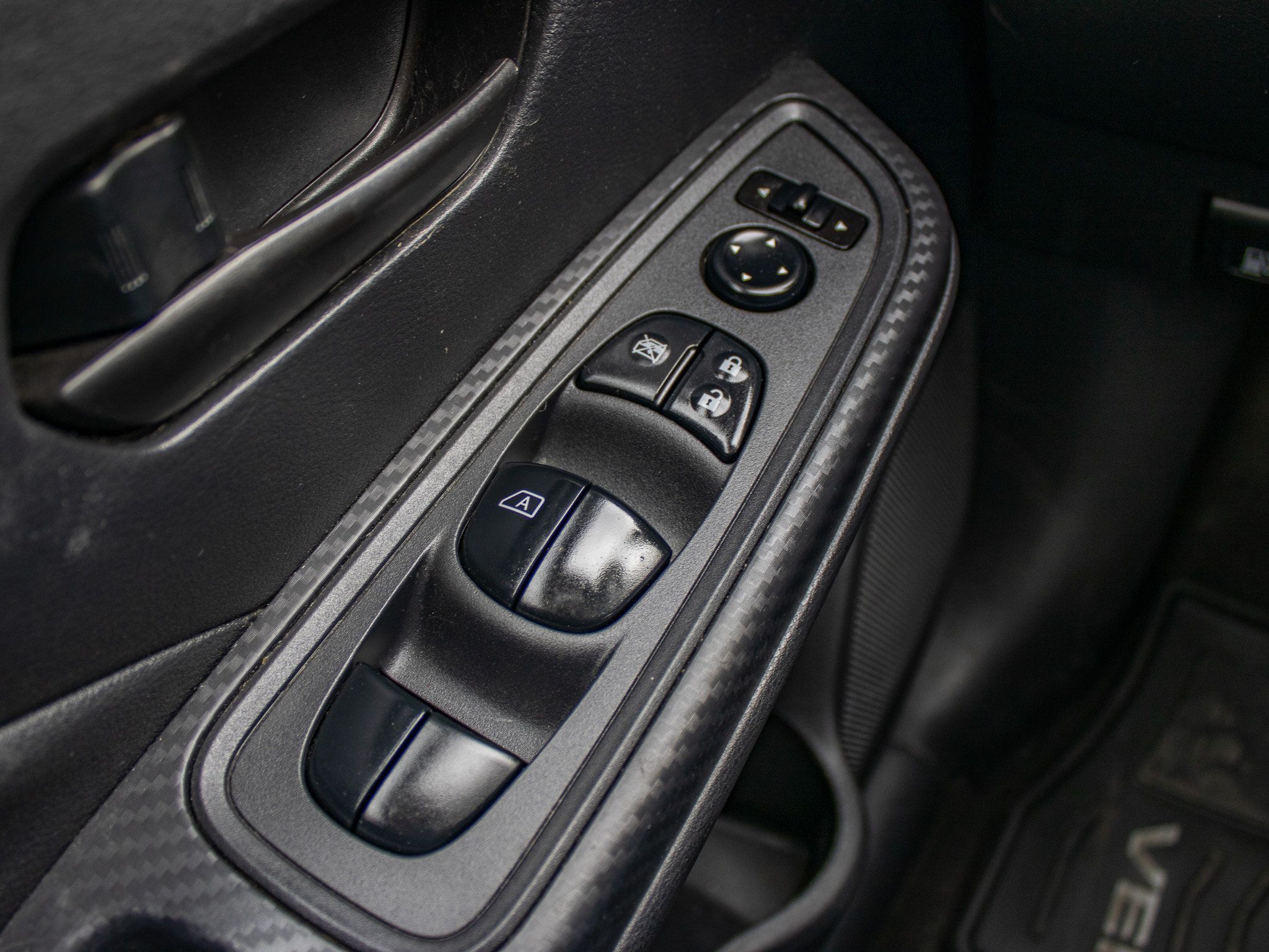 Used 2025 Nissan Versa S w/ Trunk Package FWD image 27