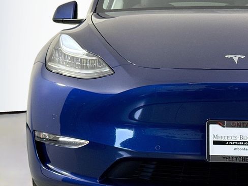 Used 2021 Tesla Model Y Long Range AWD/4WD image 13