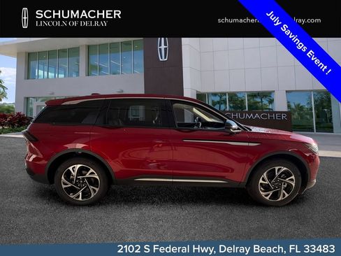 New 2026 Lincoln Nautilus Premier AWD/4WD image 8