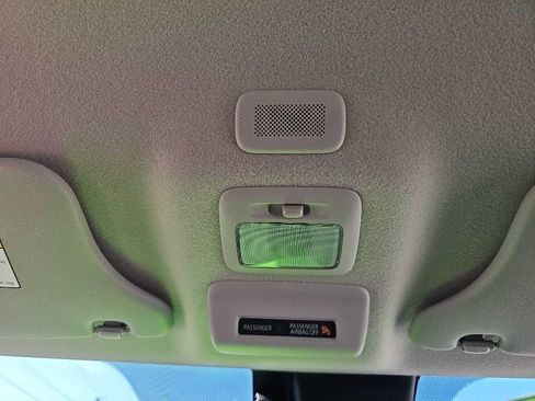 Used 2024 Mitsubishi Mirage ES image 31