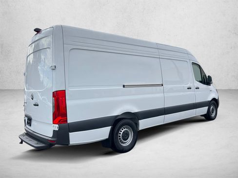 New 2025 Mercedes-Benz eSprinter 170 Cargo image 5