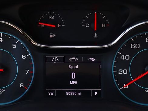 Used 2018 Chevrolet Cruze LS FWD image 42