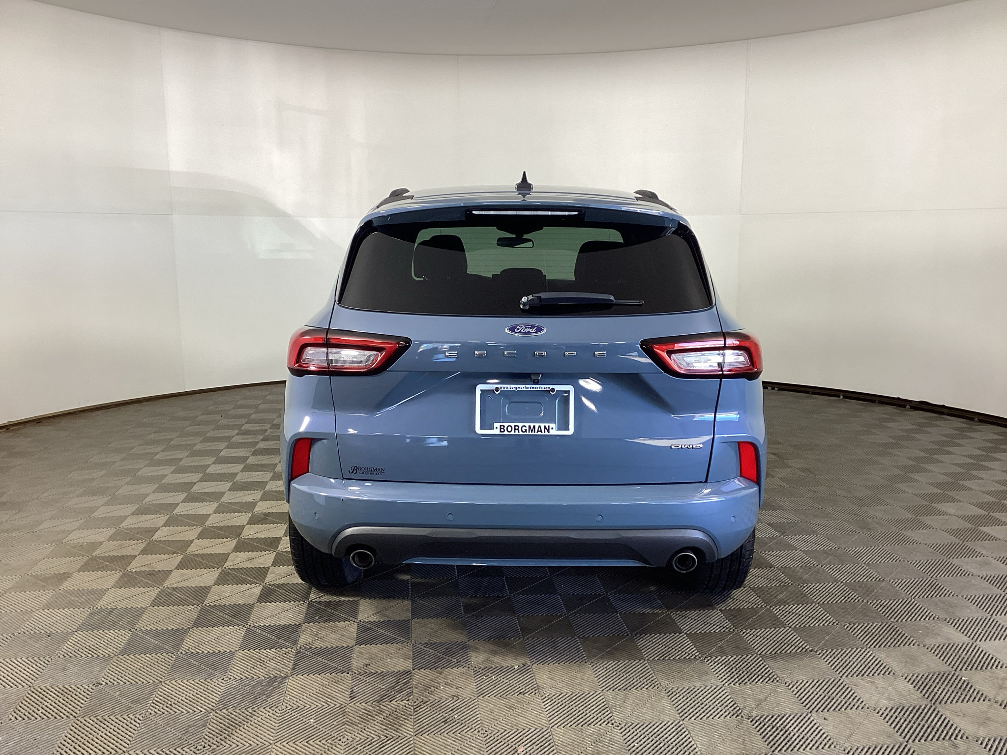 Certified 2023 Ford Escape ST-Line w/ Tech Pack #1 AWD/4WD image 3