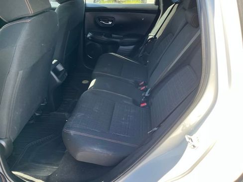 Used 2023 Honda HR-V Sport image 3