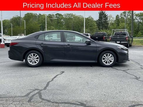 Used 2025 Toyota Camry LE FWD image 6