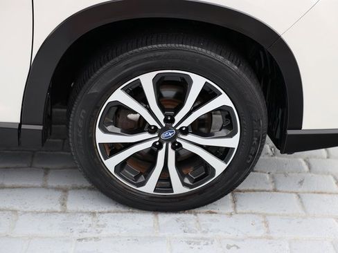Used 2020 Subaru Forester Limited image 63
