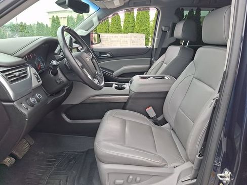 Used 2018 Chevrolet Tahoe LT w/ Luxury Package AWD/4WD image 14