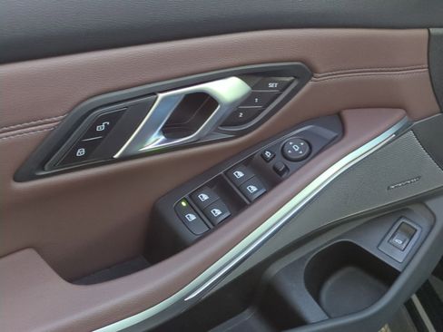 Certified 2025 BMW 330i 330i w/ Premium Package image 14