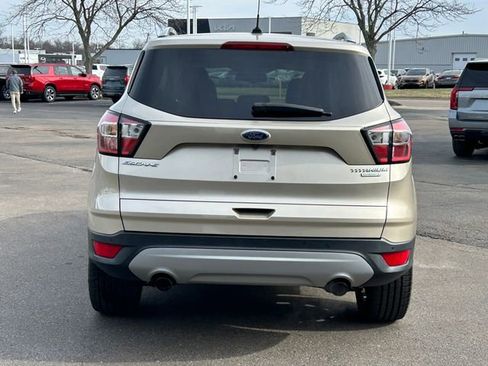 Used 2017 Ford Escape Titanium image 6