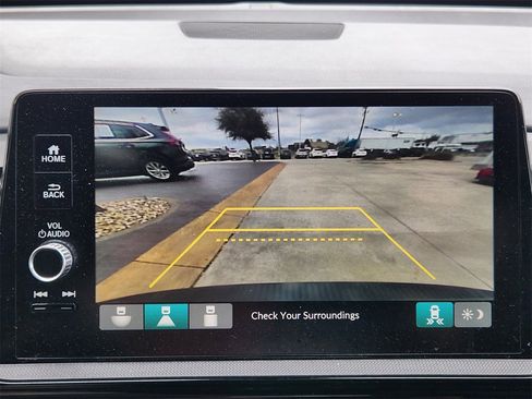 Used 2025 Honda Odyssey Sport-L image 17