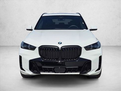 New 2026 BMW X5 xDrive40i w/ M Sport Package AWD/4WD image 6