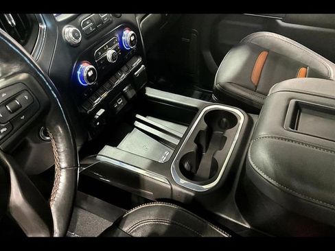 Certified 2021 GMC Sierra 1500 AT4 w/ Off-Road Performance Package image 19
