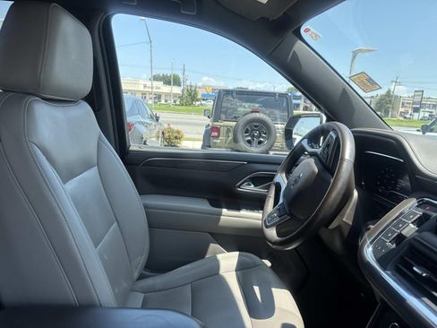 Used 2022 Chevrolet Tahoe Z71 w/ Luxury Package AWD/4WD image 62
