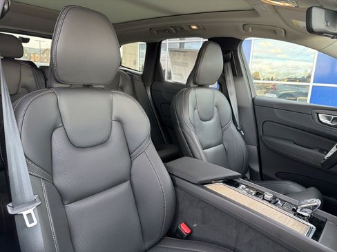 New 2026 Volvo XC60 B5 Ultra w/ Protection Package Premier image 13