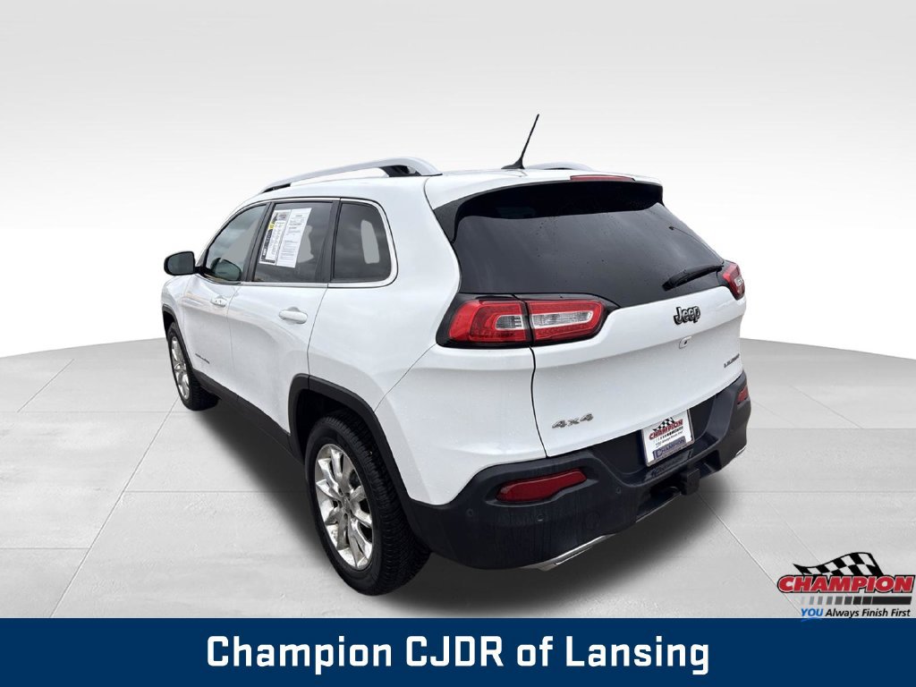 Used 2015 Jeep Cherokee Limited w/ Luxury Group AWD/4WD image 5