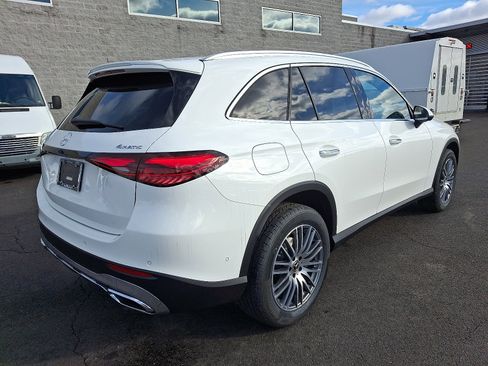New 2026 Mercedes-Benz GLC 300 4MATIC image 6