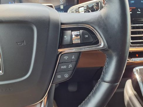 Used 2024 Lincoln Navigator Reserve AWD/4WD image 17