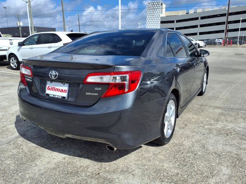 Used 2013 Toyota Camry SE FWD image 23