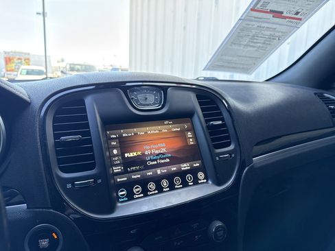 Used 2021 Chrysler 300 S image 15