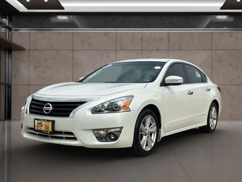 Used 2014 Nissan Altima 2.5 SL w/ Technology Package image 5
